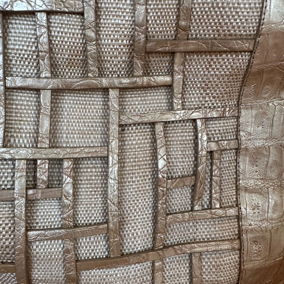 Nancy Gonzalez Raffia & Croc Leather Tote - Picture 3 of 10